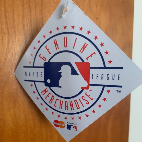 Boston Red Sox Baseball Team Jersey - Picture 3 of 7